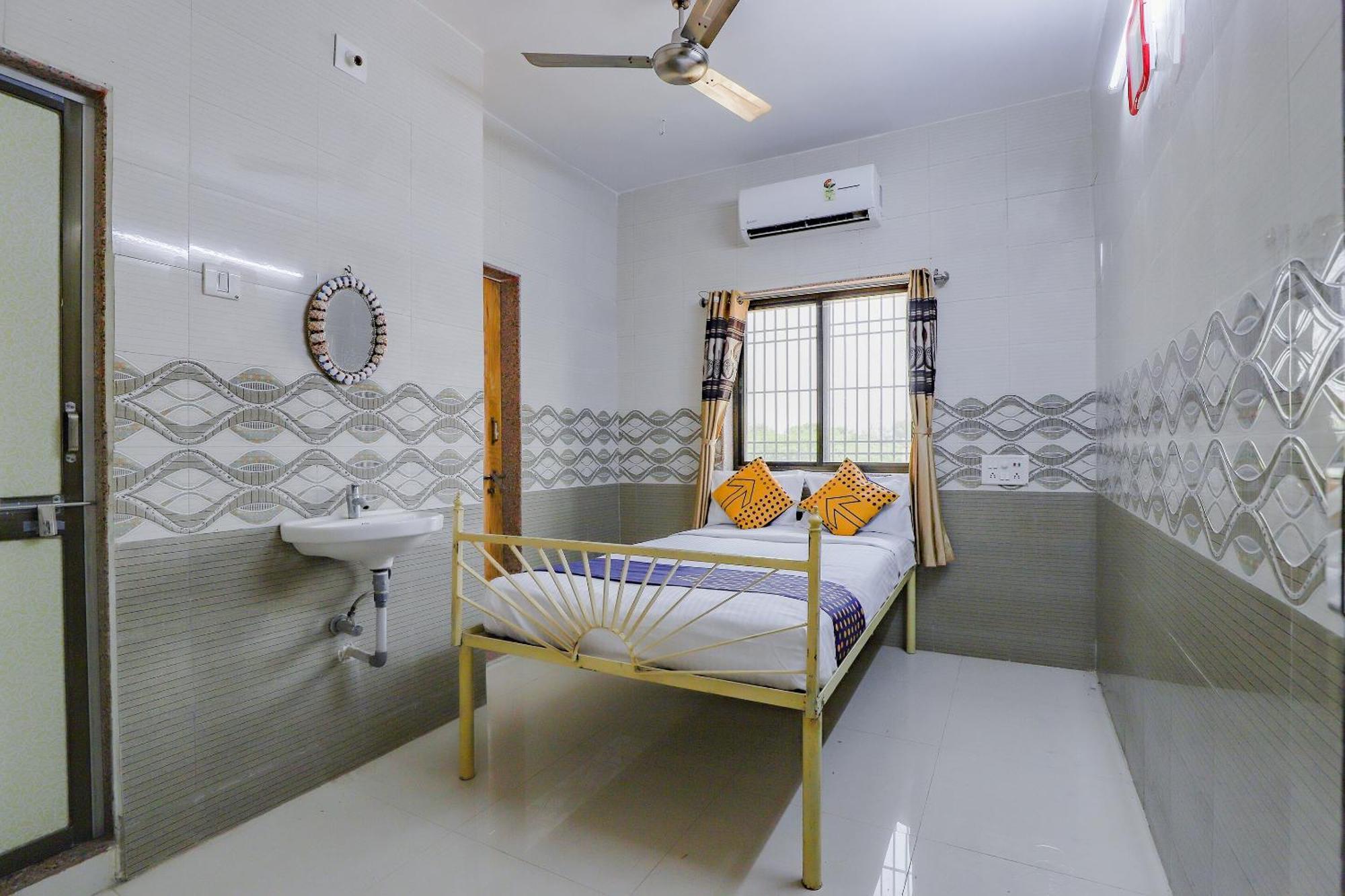 Spot On Jainsite Bhavan Palitana エクステリア 写真